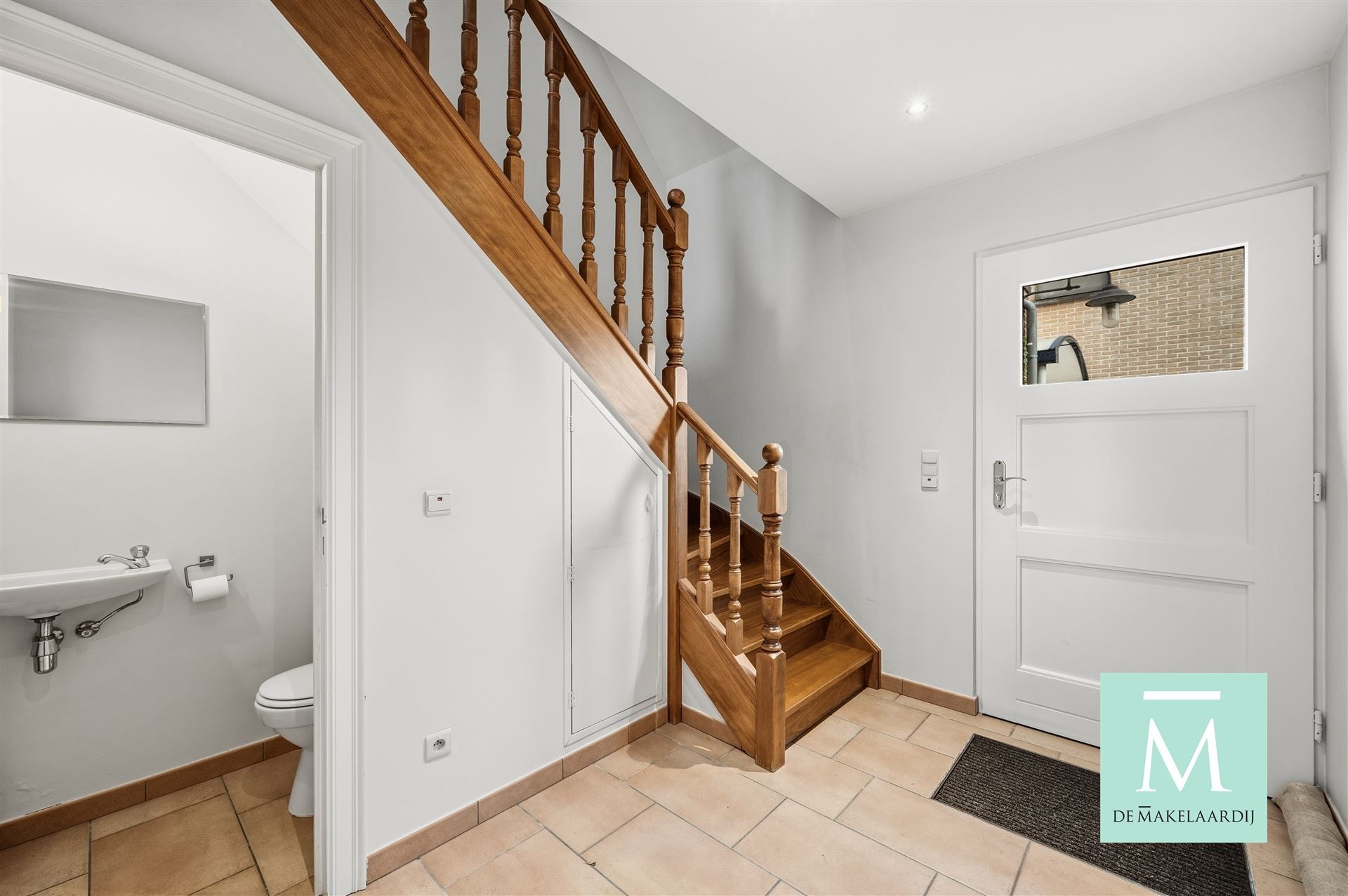 Ruime gezinswoning met zonnige tuin te huur in het rustige Sint-Katelijne-Waver! foto 2