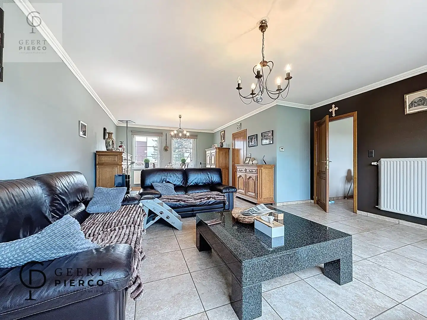 Knappe villa op 22are 93ca foto 11