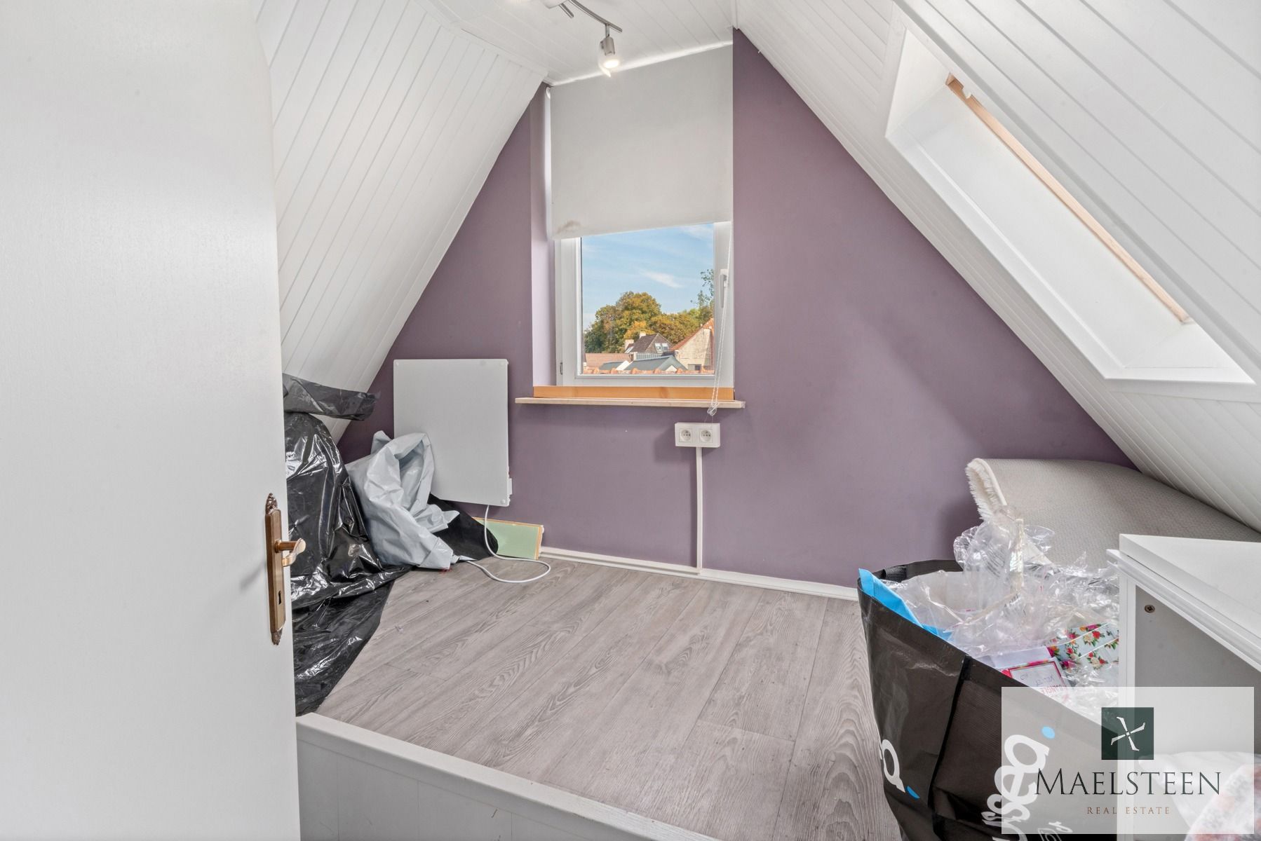 Instapklare trapgevelwoning, gelegen in Brugge centrum foto 16