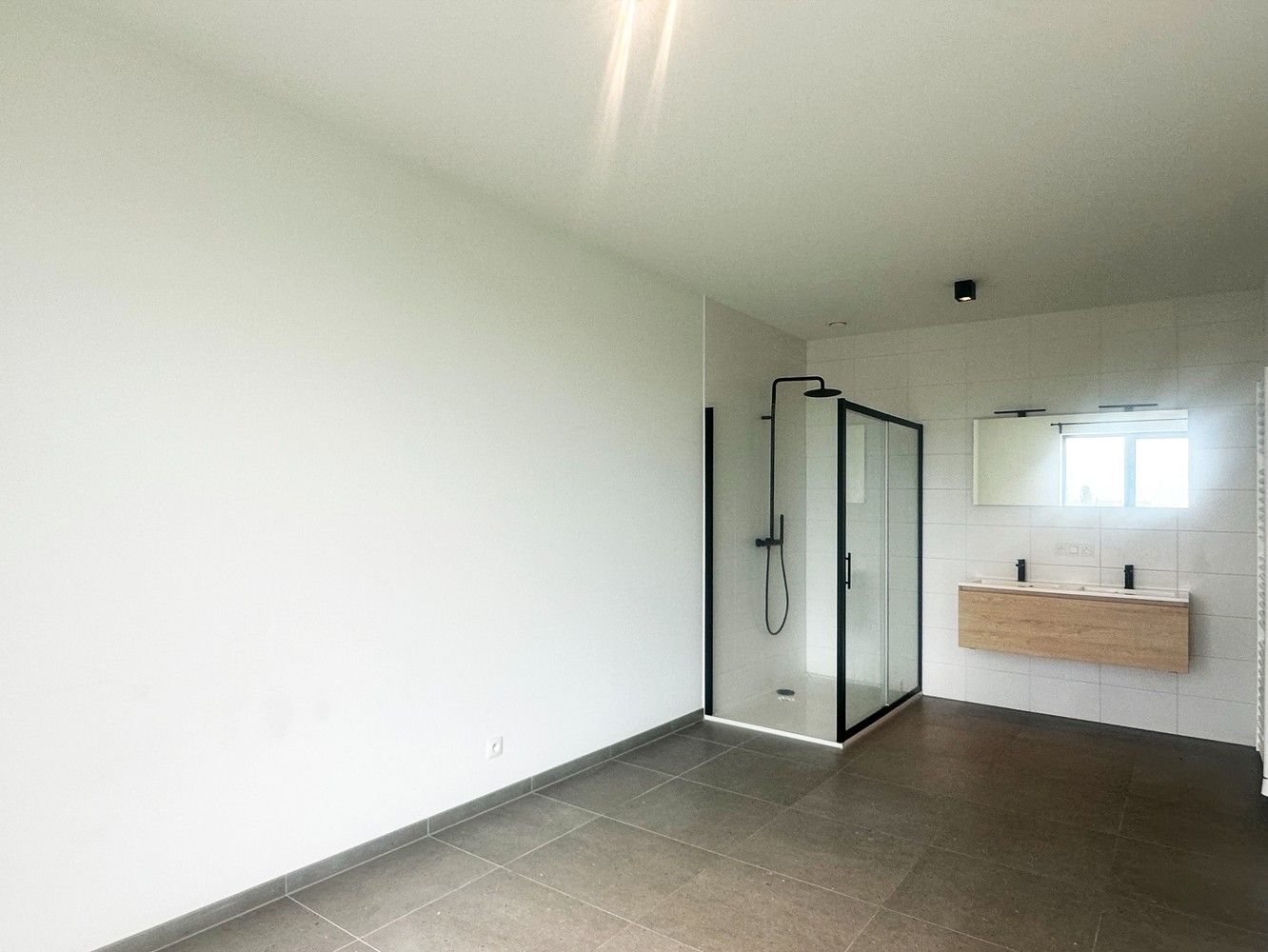 Zeer knap BEN nieuwbouwappartement op de 5de verdieping met fantastisch zicht op de Rupel! foto 6