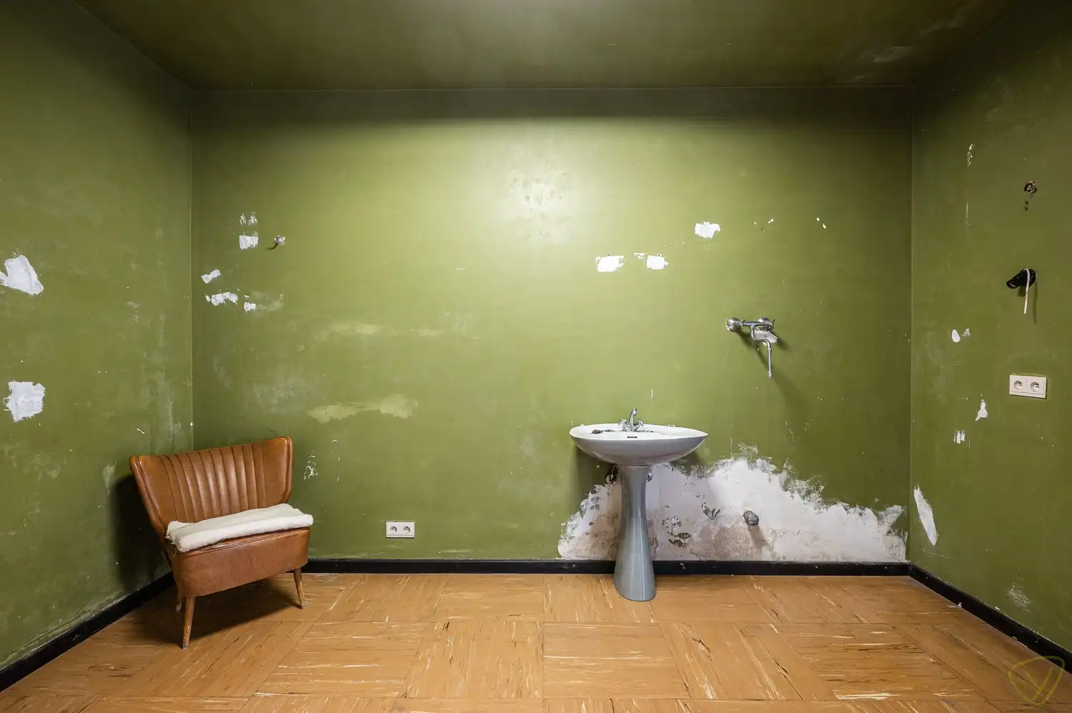 Modernistische villa met praktijkruimte en zuidwestgerichte tuin op riant perceel in Lembeke foto 18