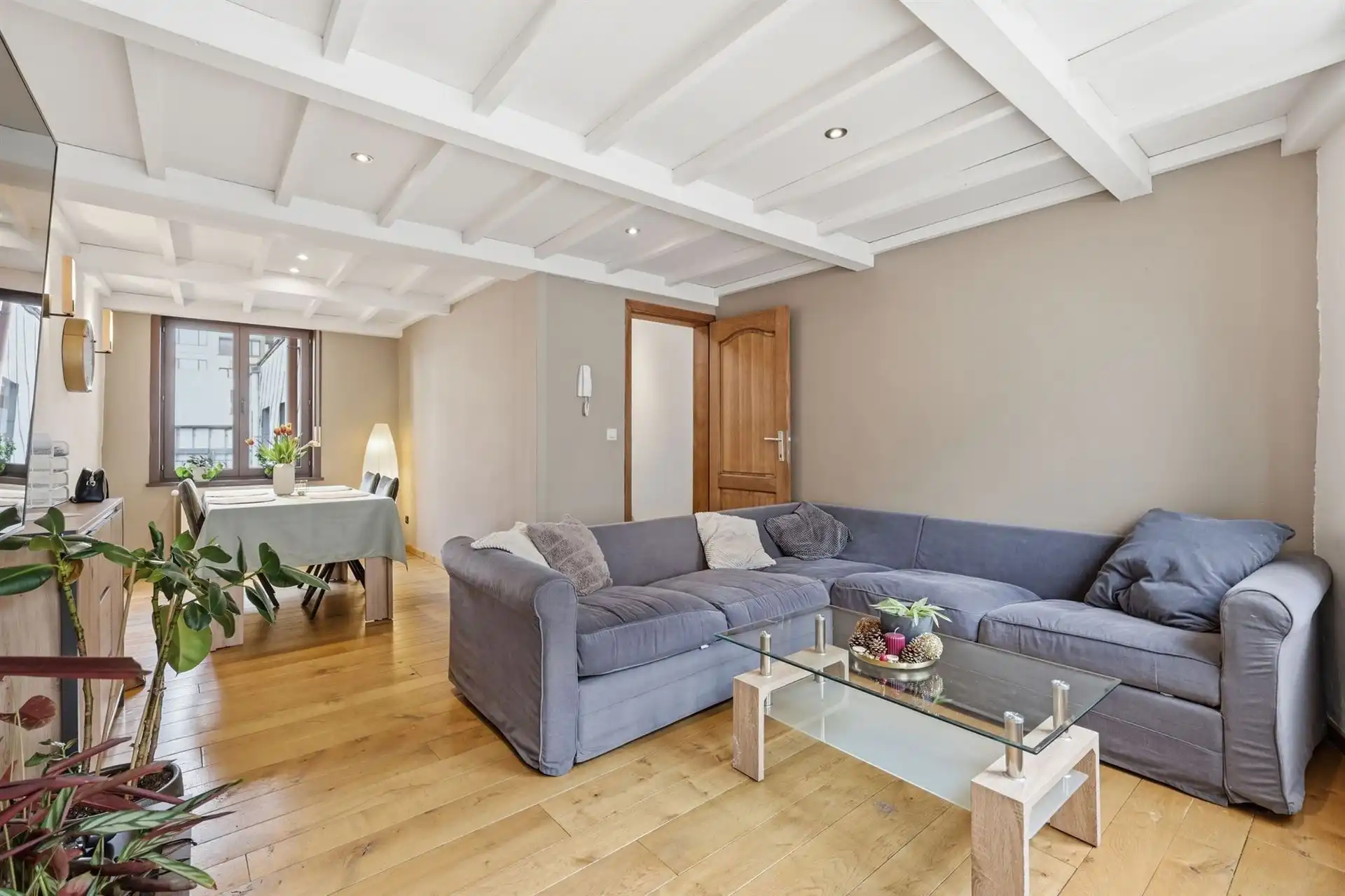 INSTAPKLAAR / CENTRUM foto {{pictureIndex}}