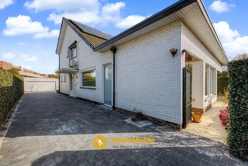 VRIJSTAANDE WONING MET 4 SLAAPKAMERS TE KOOP IN WACHTEBEKE (LOCHRISTI) foto 3