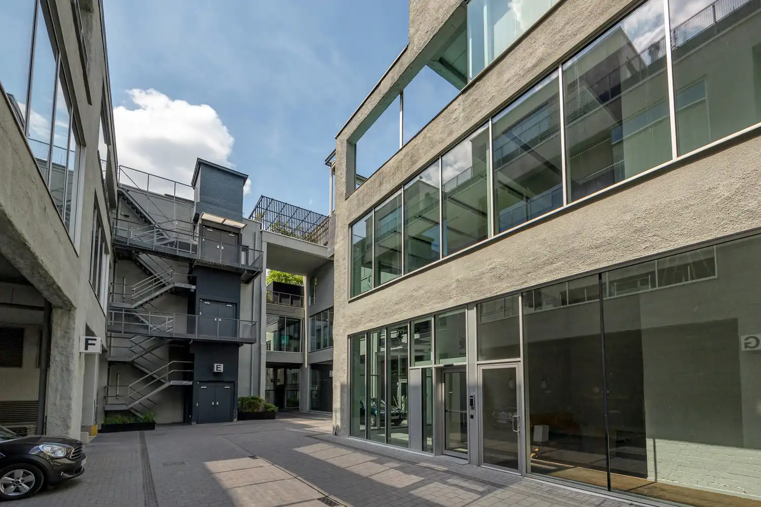 LUXUEUZE LOFT (341m²) MET TUIN (200m²), ZWEMBAD EN SAUNA IN LUXEPROJECT PAPYRUS TE ZURENBORG-ANTWERPEN foto 35