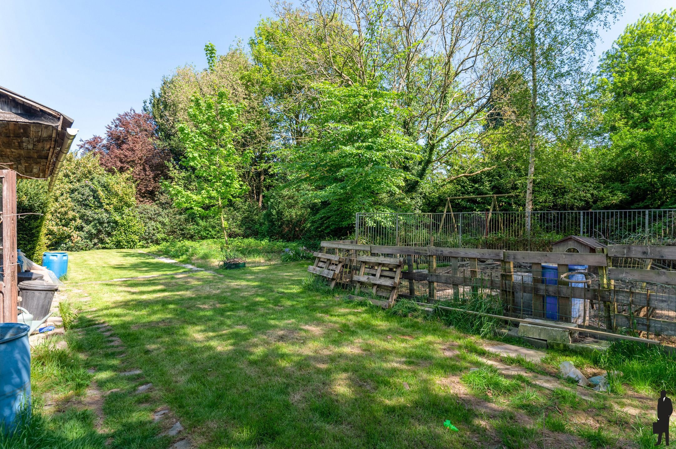 (Deels) gerenoveerde woning met ZW parktuin (ca. 1968m²) foto 20