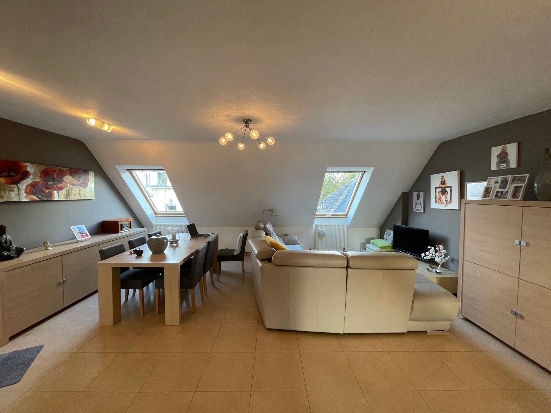 LEDE - Ruim, lichtrijk duplexappartement vlakbij de dorpskern. foto 2
