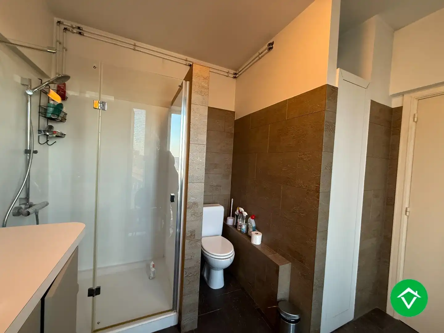 Ruim, gezellig dakappartement met 3 slaapkamers in centrum Roeselare  foto 13