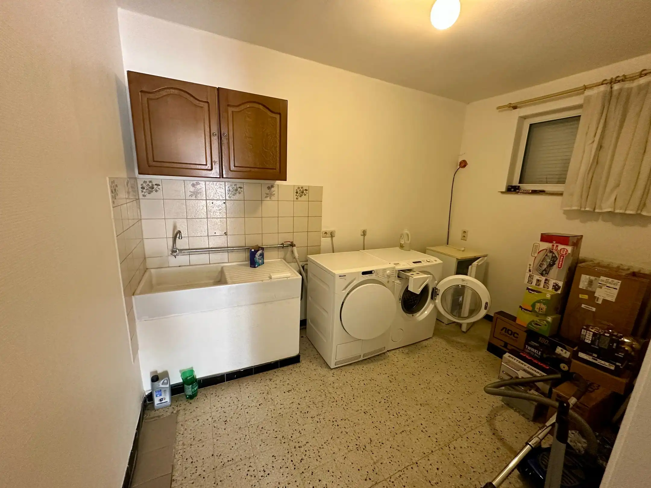 3 slaapkamer triplex met 2 staanplaatsen foto 3