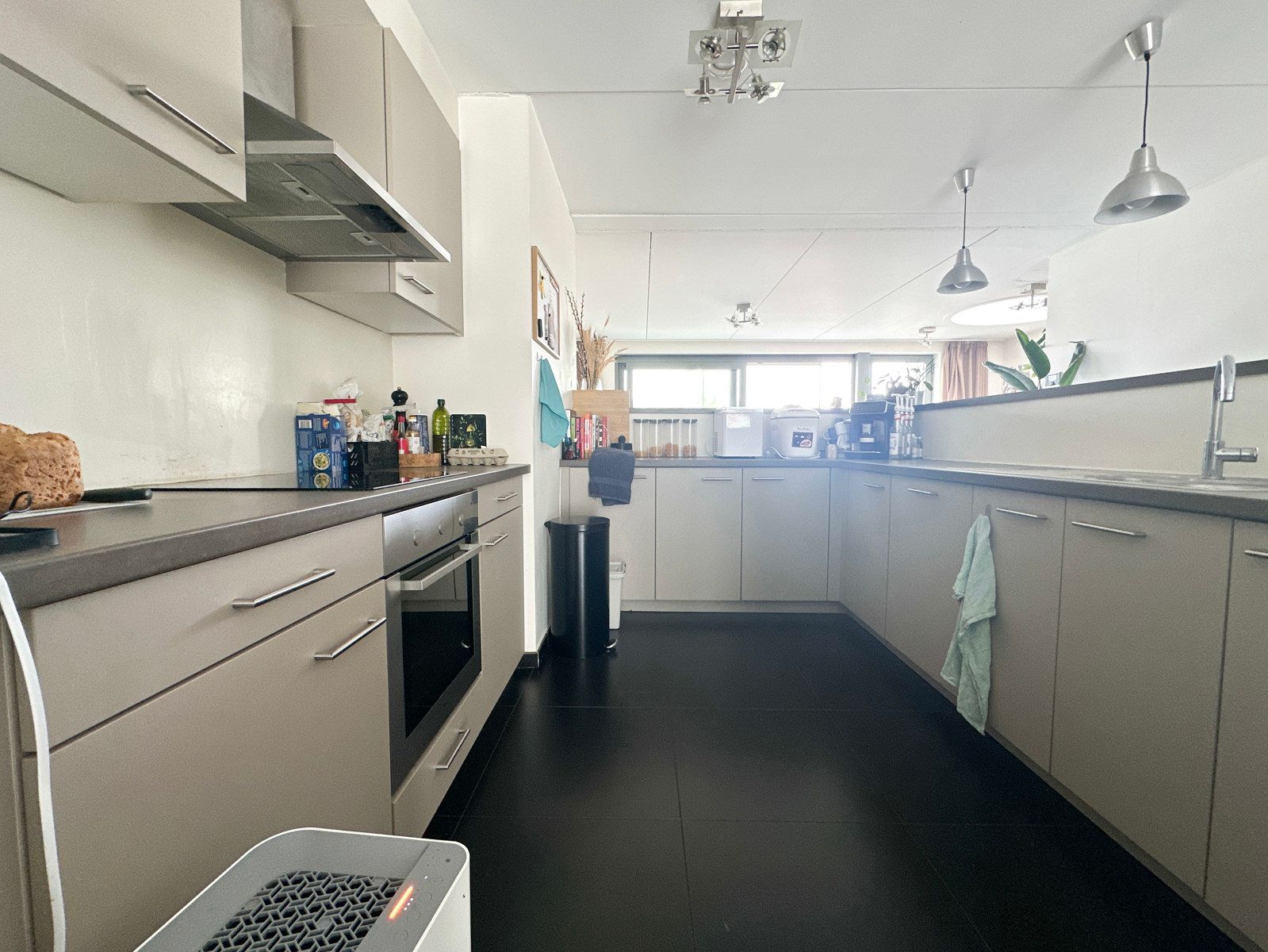 Ruim 3-slaapkamer duplex appartement met groot terras! foto 4