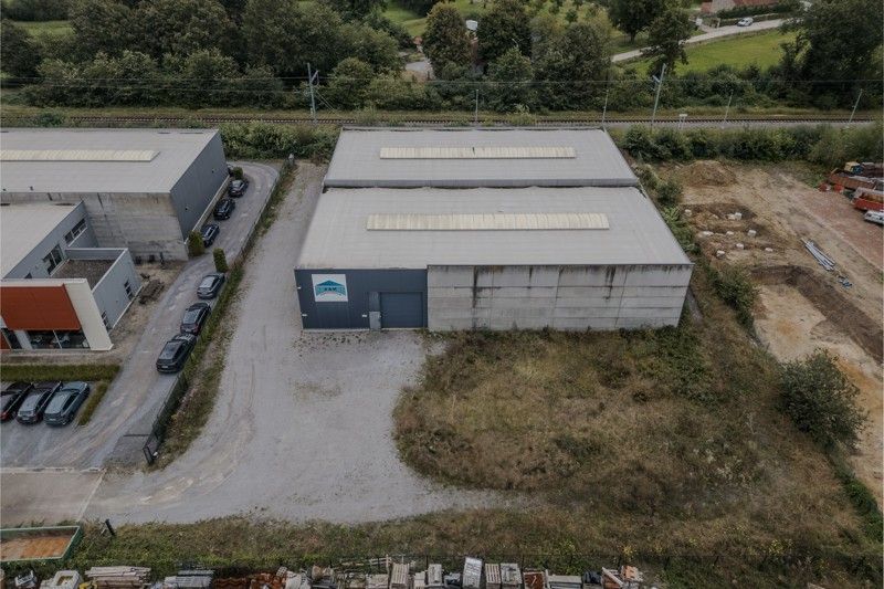 Veelzijdig industriehal van 1.280 m² op een perceel van 33a71ca. foto 38