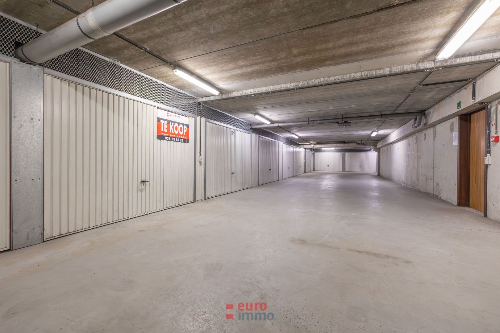 Ruime goedgelegen garagebox! foto 4