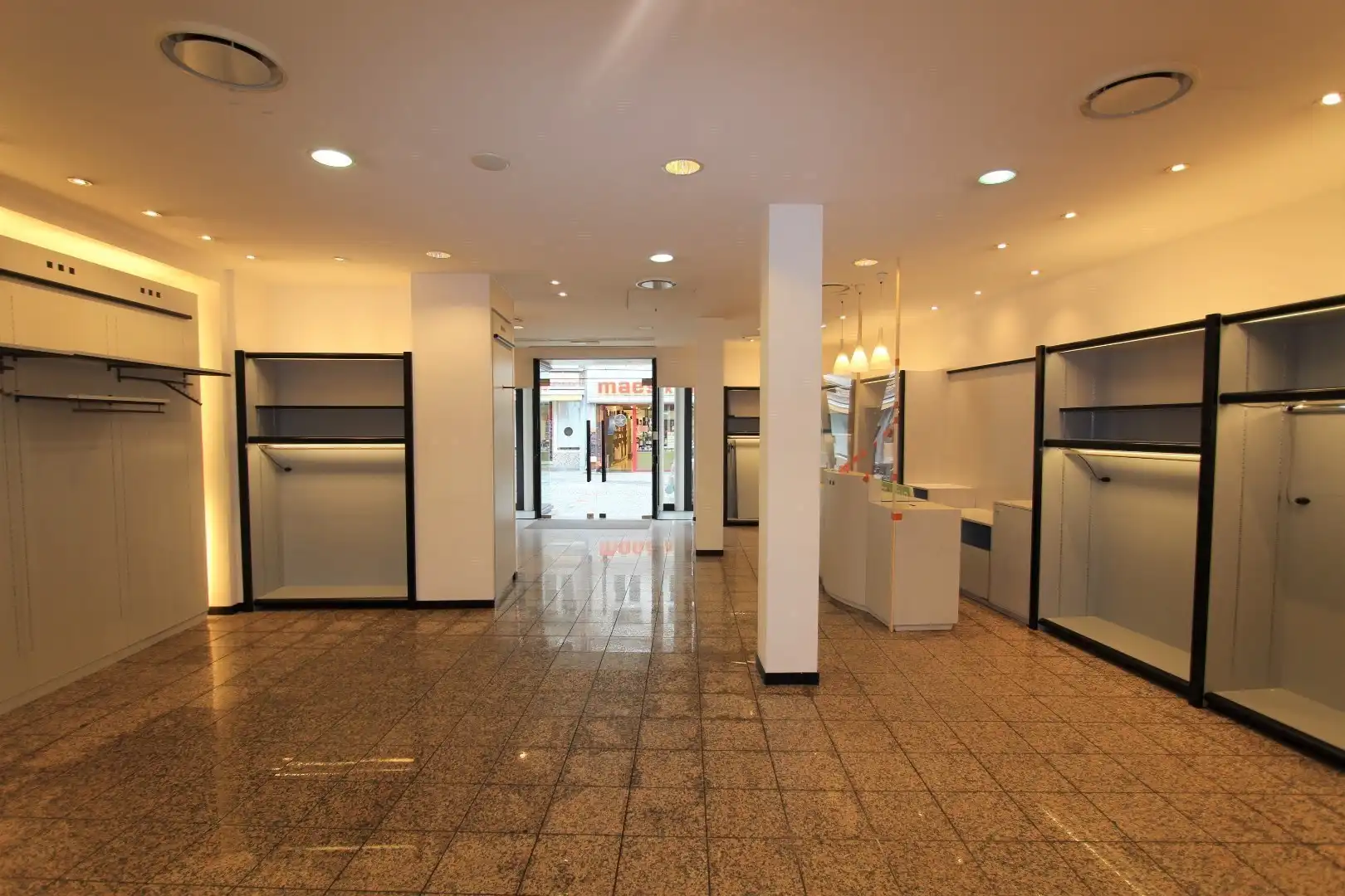 Authentiek gebouw in het stadscentrum van Tongeren foto 3