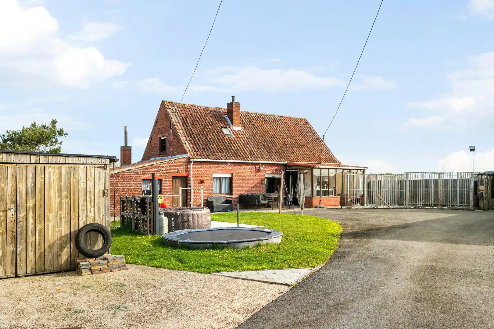 Open woning met 3 slaapkamers, dubbele garage en prachtig landelijk zicht in Wingene foto 2