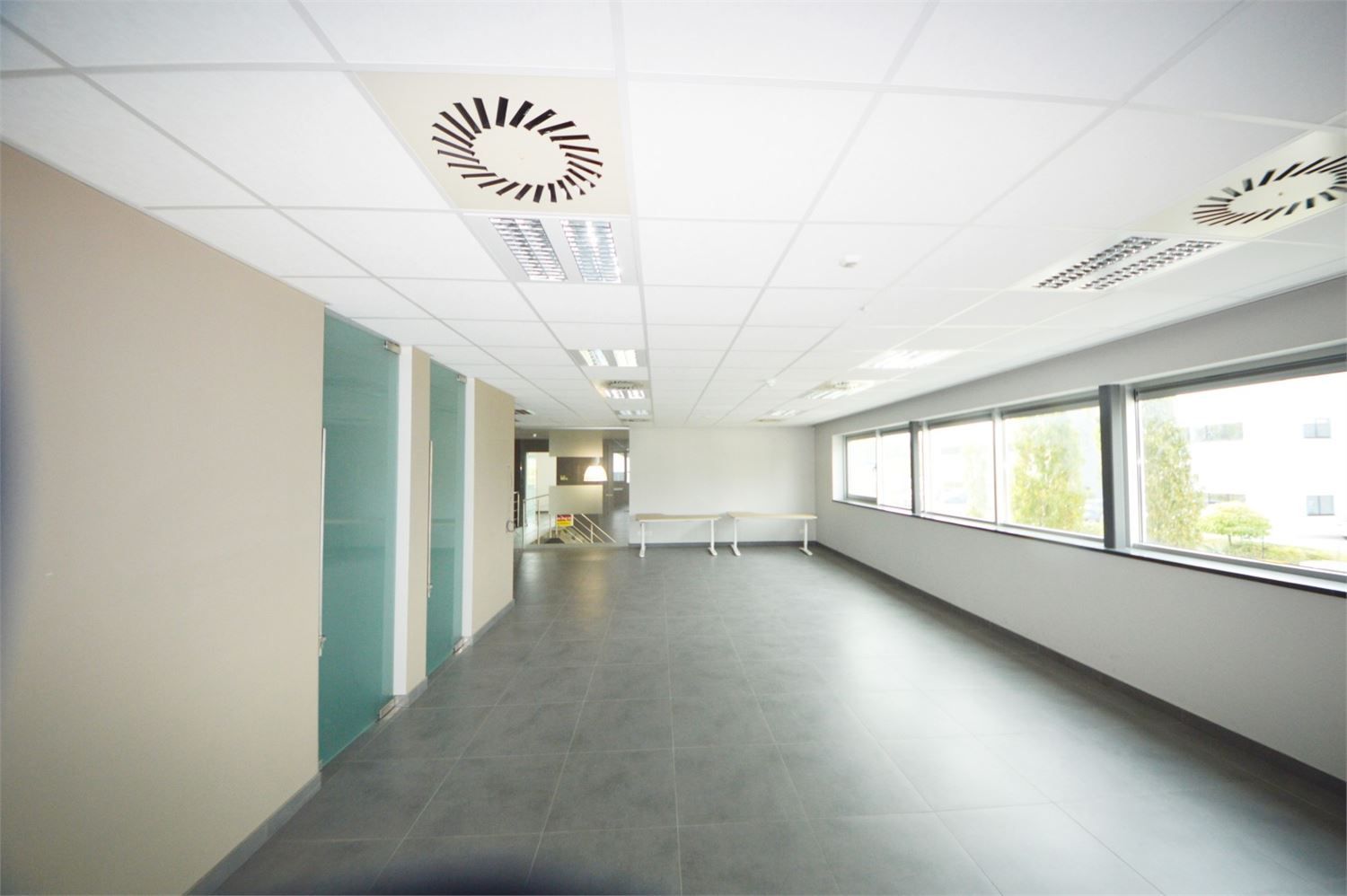 MODERN KANTOOR MET PARKING foto 11