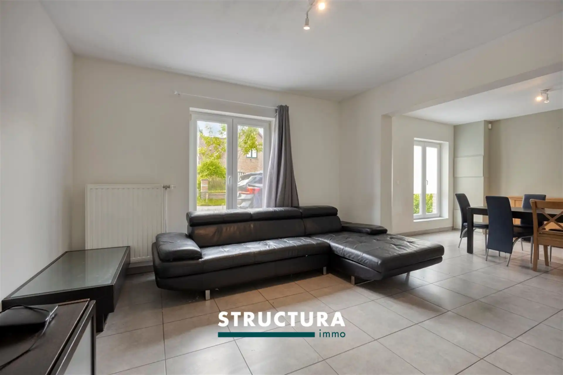 Unieke woning met polyvalent bijgebouw foto 6