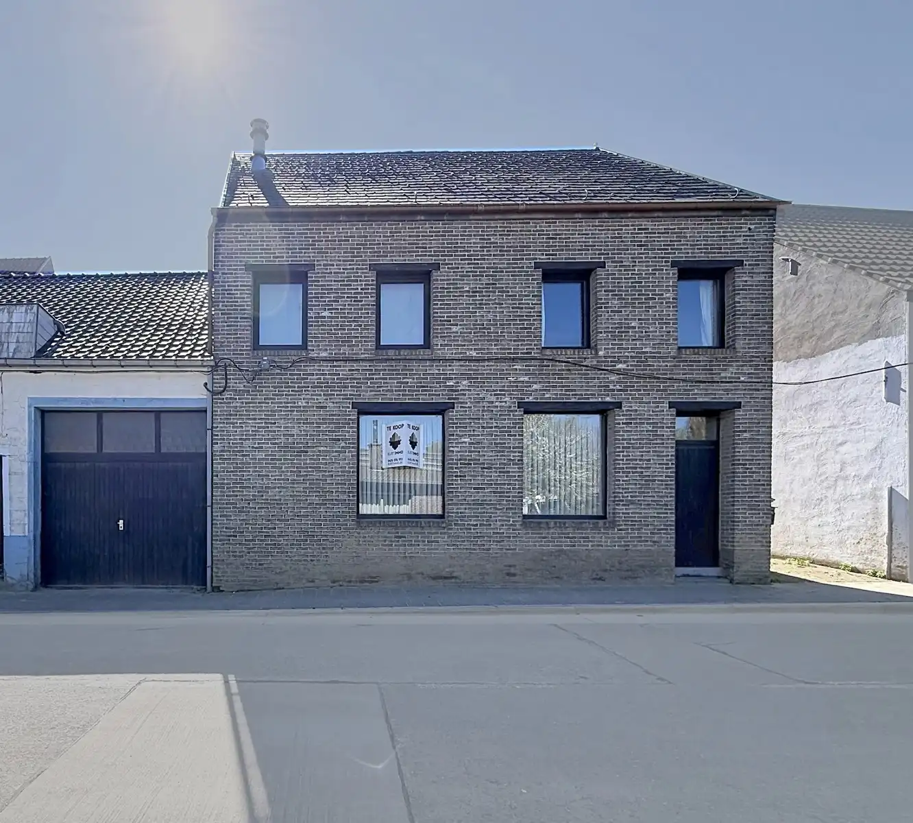 Hoofdfoto van de publicatie: Ruime HOB met véél potentieel, 3 SLPK, Tuin én garage!