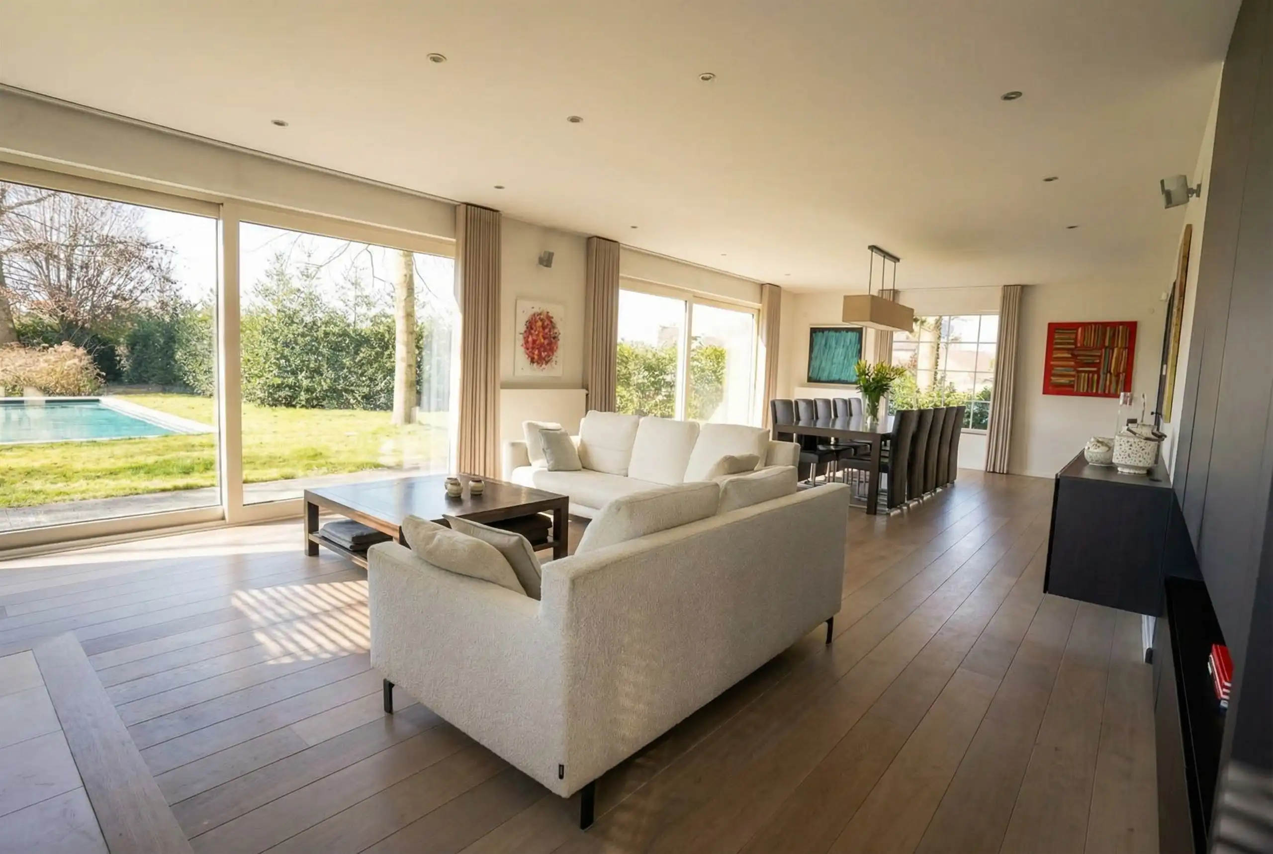 Droomvilla met zwembad op 1391 m² - 4 slaapkamers en bureel foto 6