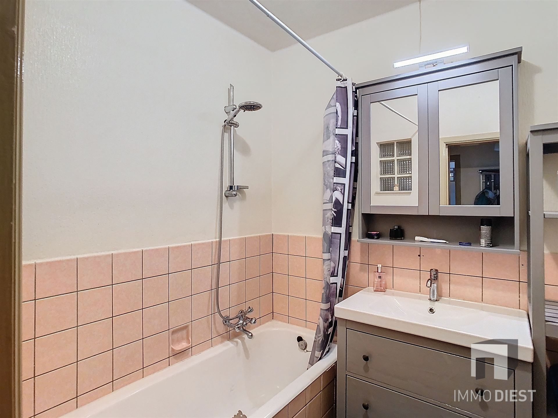 Gelijkvloers appartement met 2 slaapkamers aan de rand van Diest! foto 9