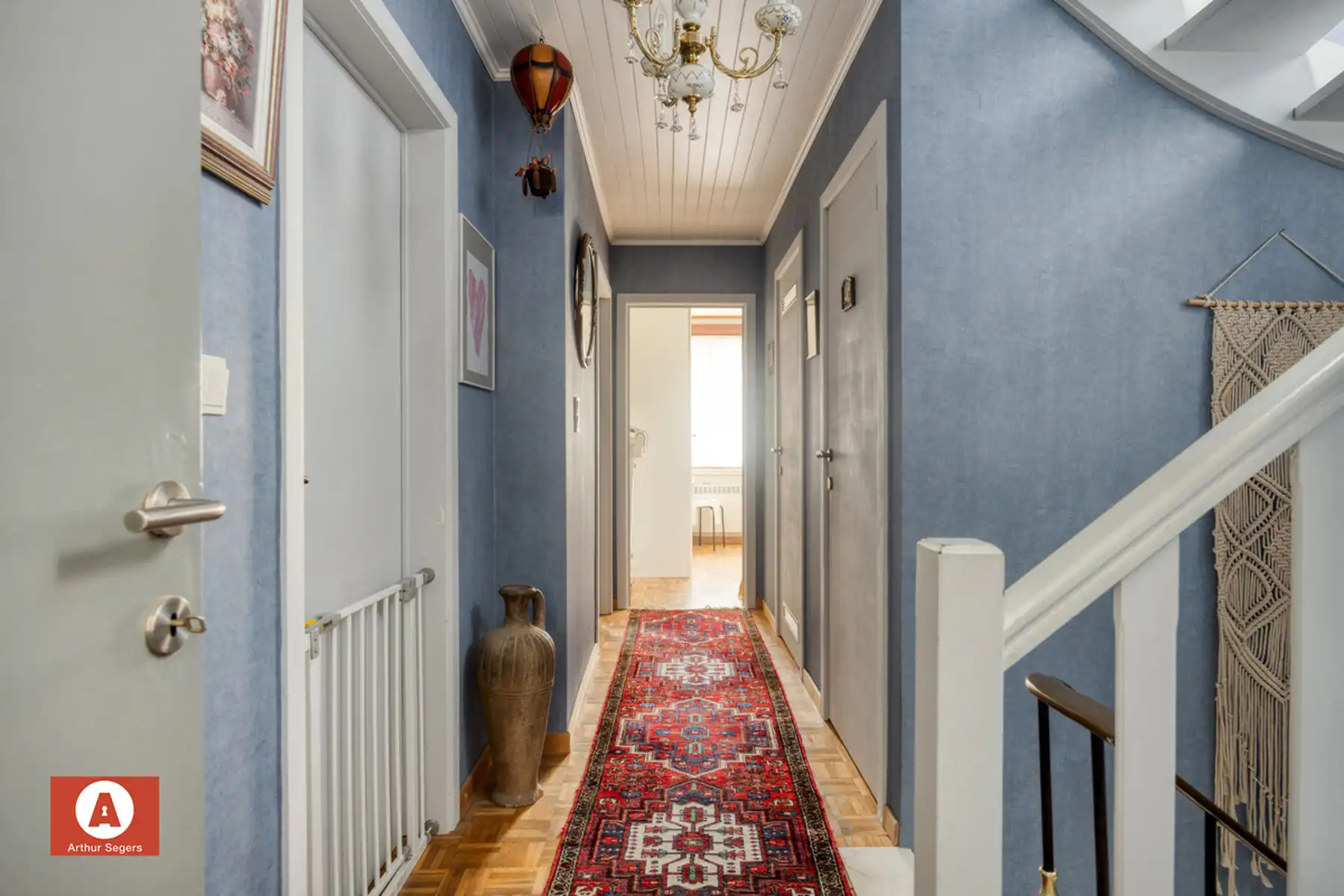 Ruime woning met 5 slpk en prachtige tuin op topligging foto 11