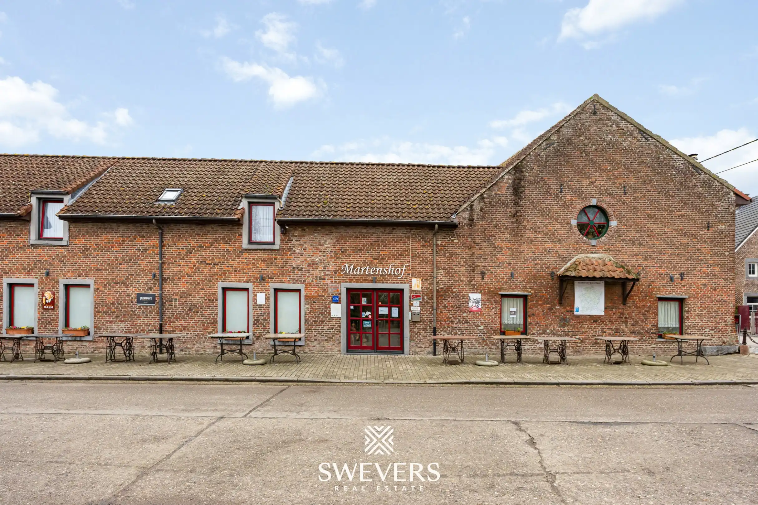 Absolute buitenkans in gekende horecazaak foto 2