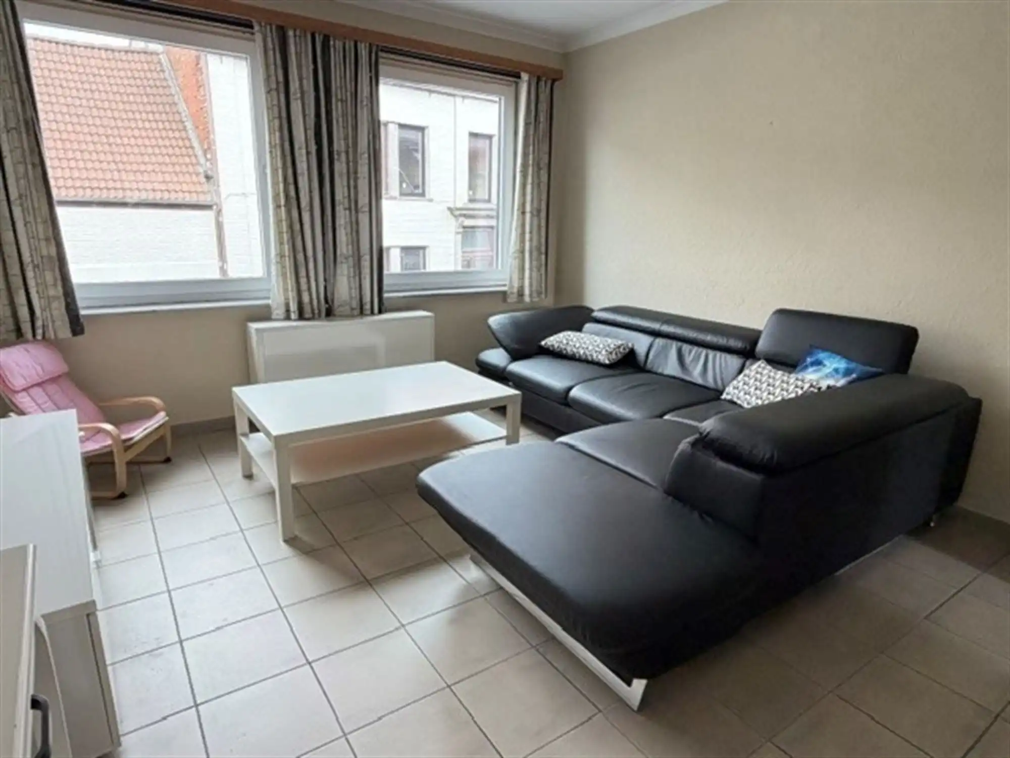 Lichtrijk appartement met terras en garagebox op een uitstekende locatie foto 5