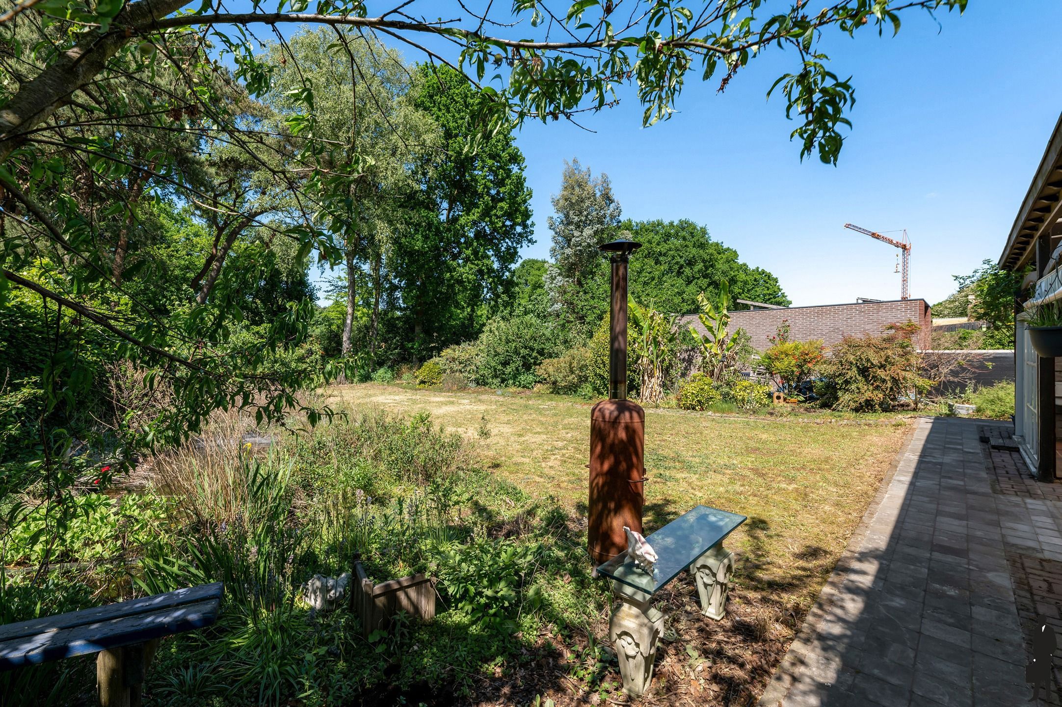 Uitzonderlijk gelegen villa nabij groen op grond van 2.785m² foto 24