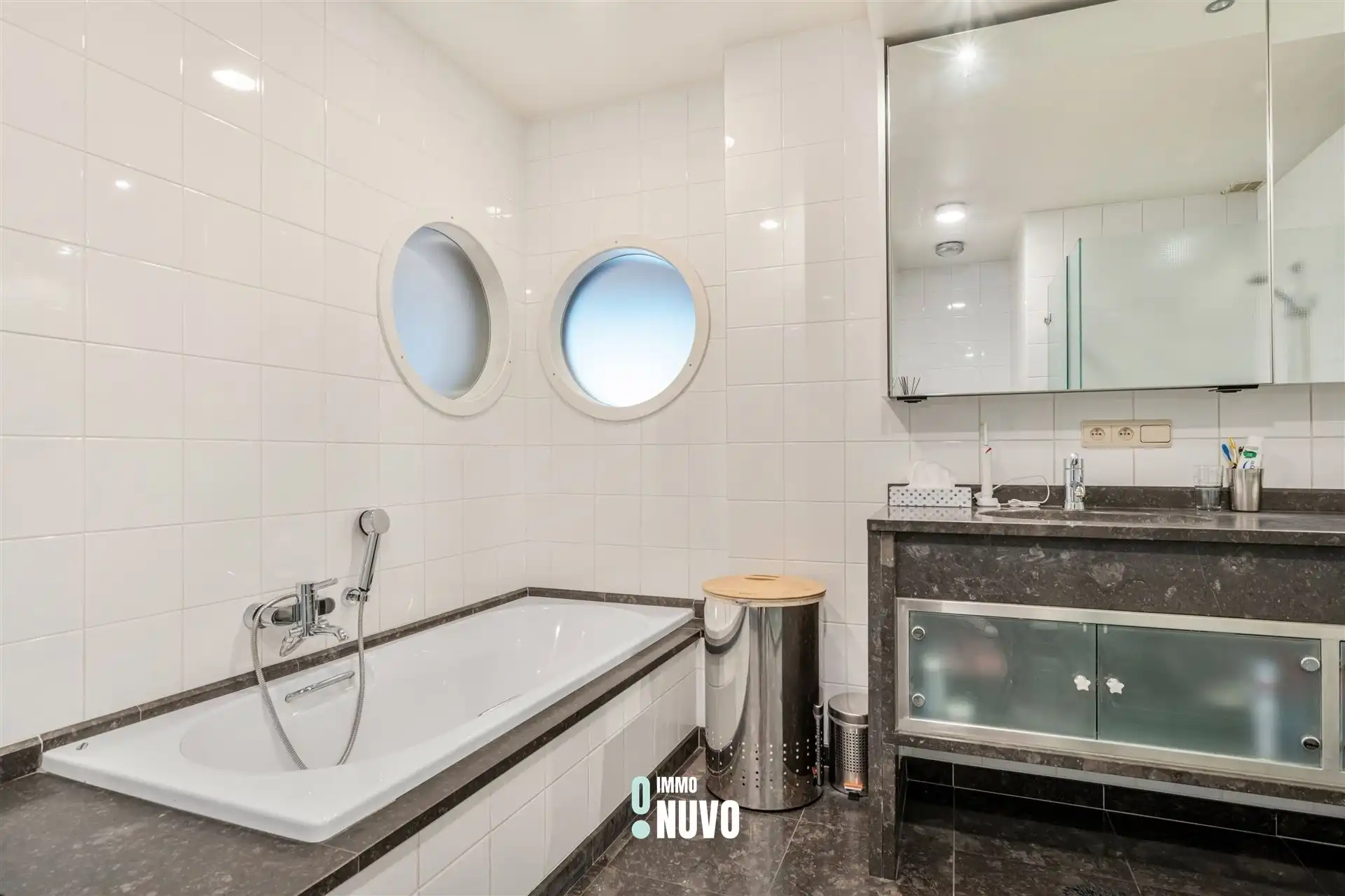 Penthouse met veel lichtinval en indrukwekkend uitzicht foto 13