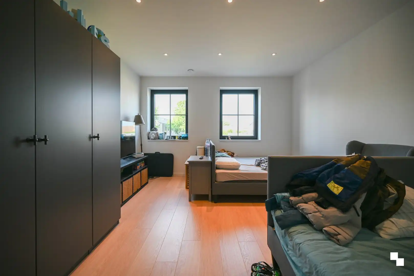Prachtige nieuwbouwwoning op rustige locatie foto 12