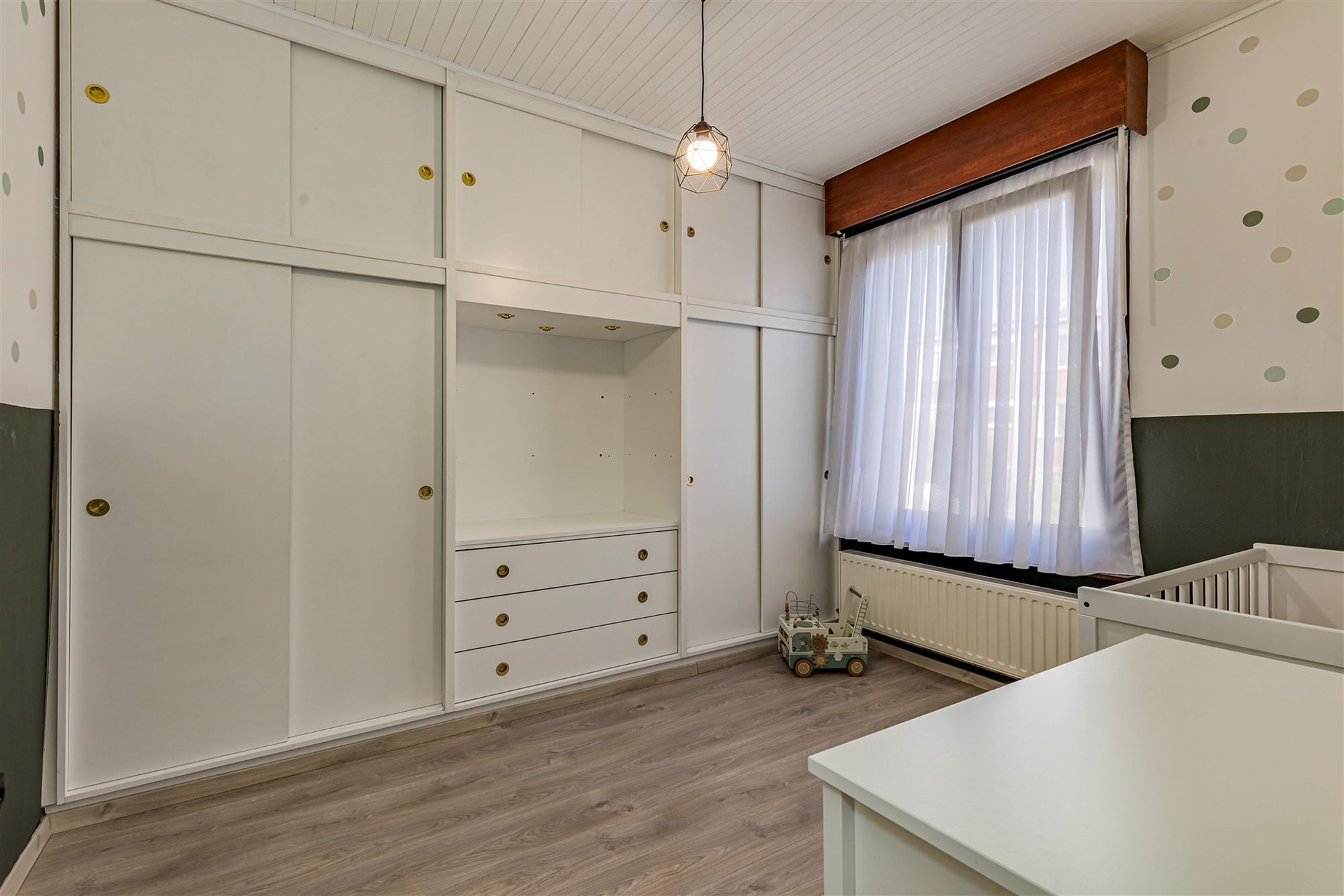 Instapklaar huis met 2 slpk en tuin foto 20