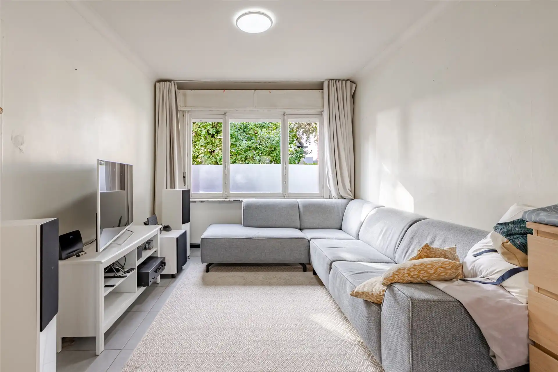 te renoveren woning met 3 slaapkamers foto 3
