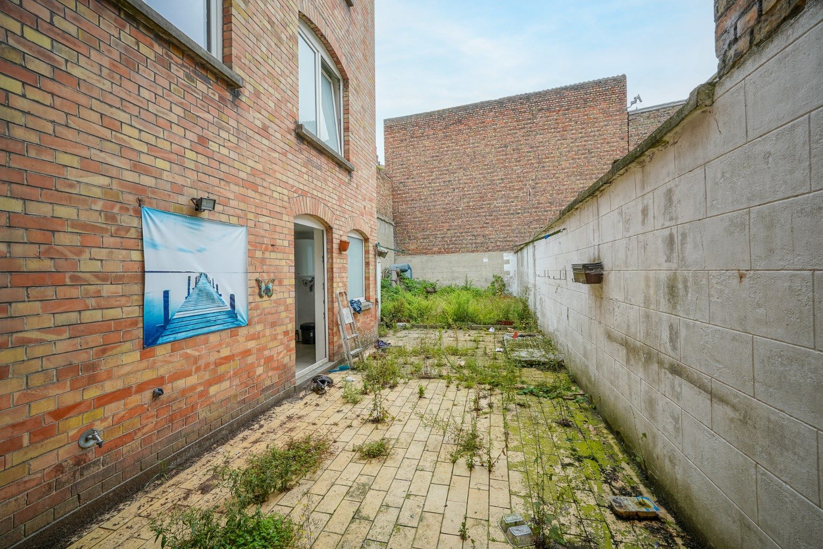 Te renoveren opbrengsteigendom met 4 vergunde appartementen in centrum Oostende foto 3