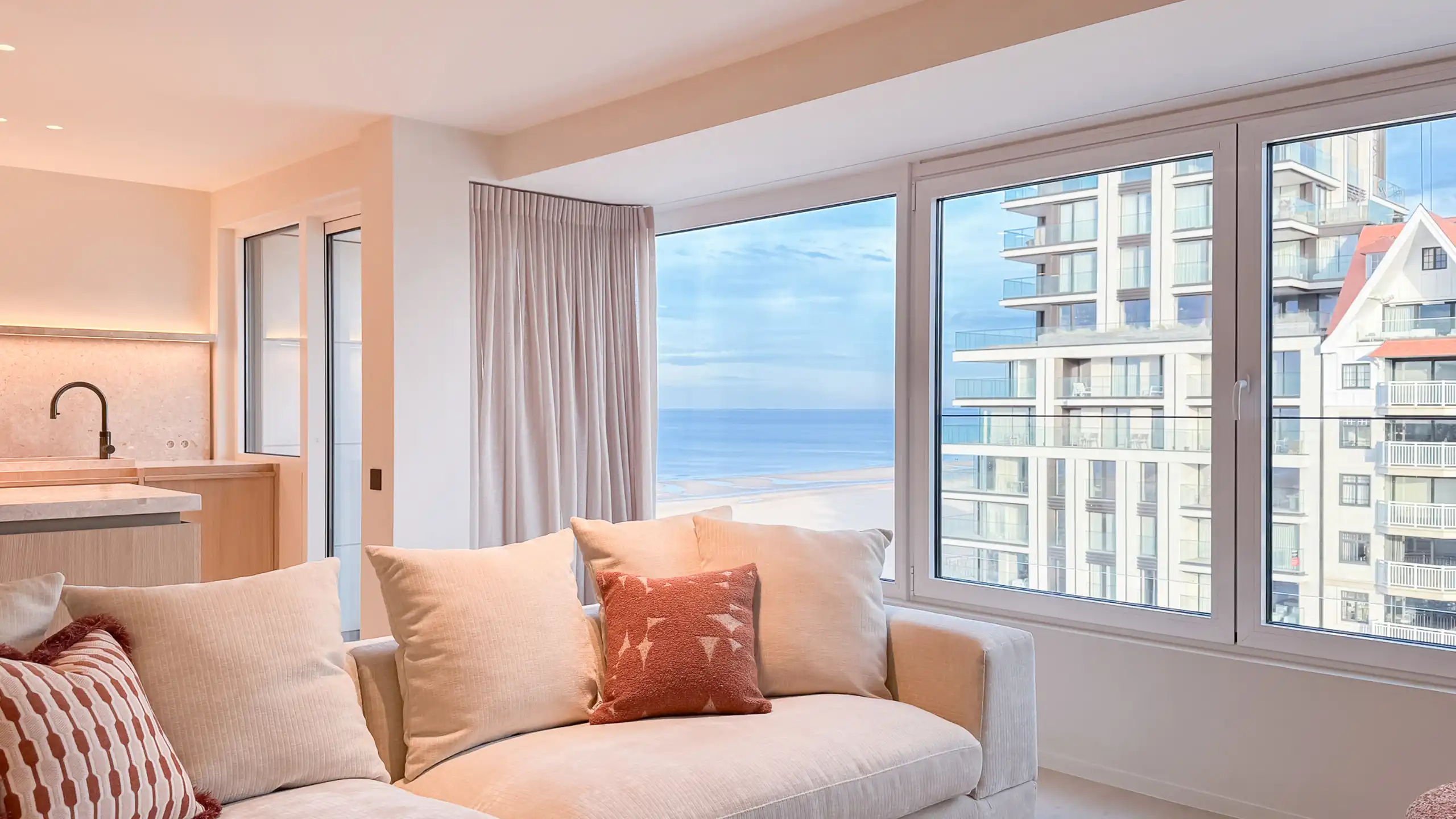 Volledig gerenoveerd appartement met zeezicht / Albertplein foto 8