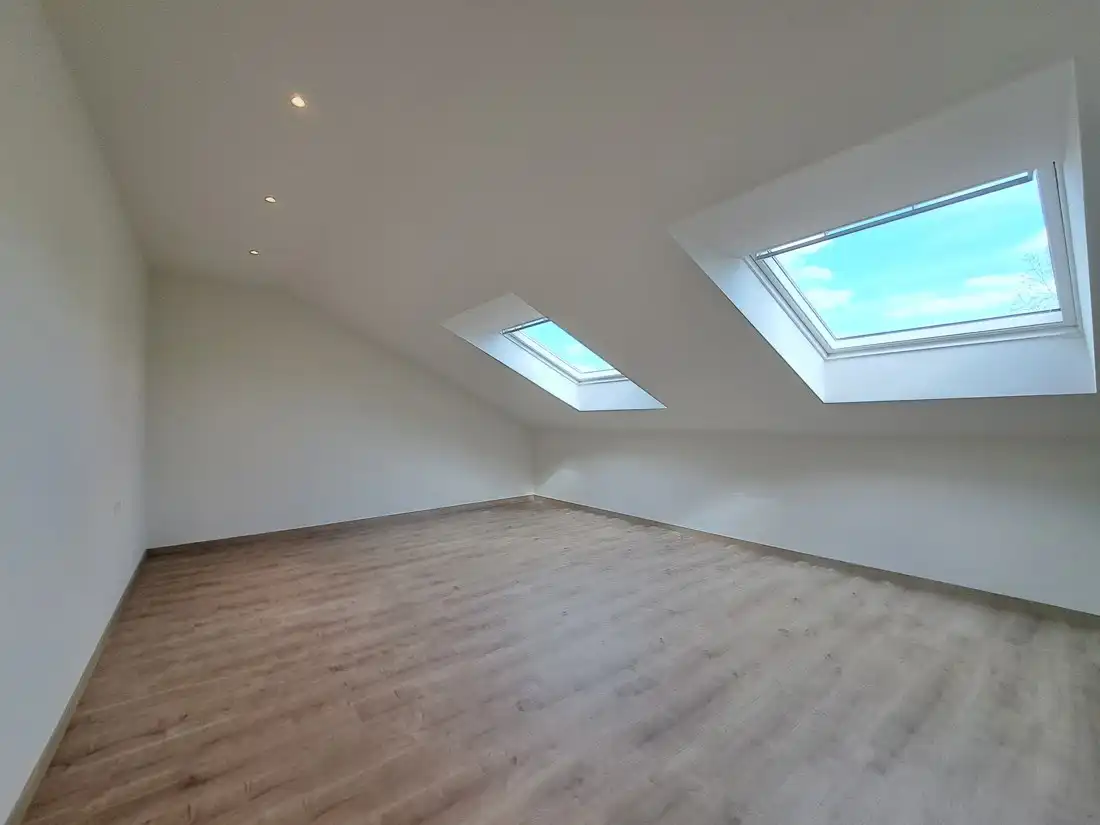 Modern ruim energiezuinig duplex appartement te Dilsen-Stokkem foto 16