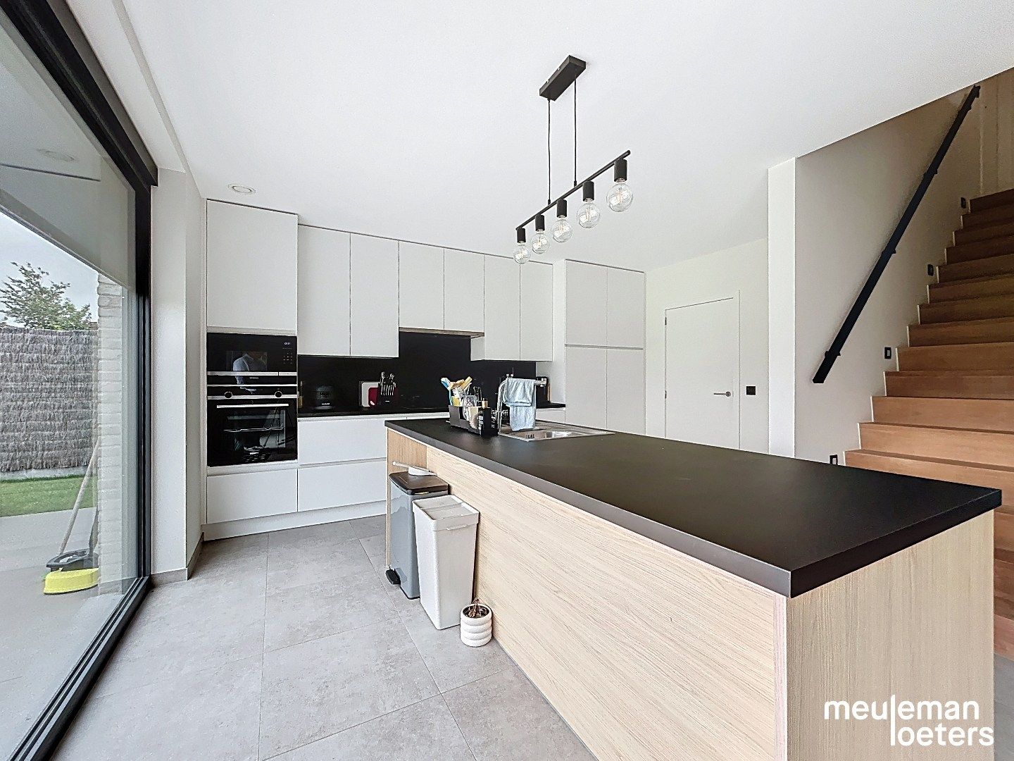 Recente woning op wandelafstand van commercieel centrum. foto 5