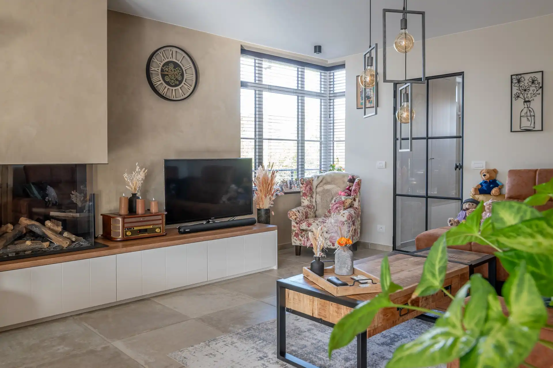 Verrassend ruime woning met 4 slaapkamers foto 4