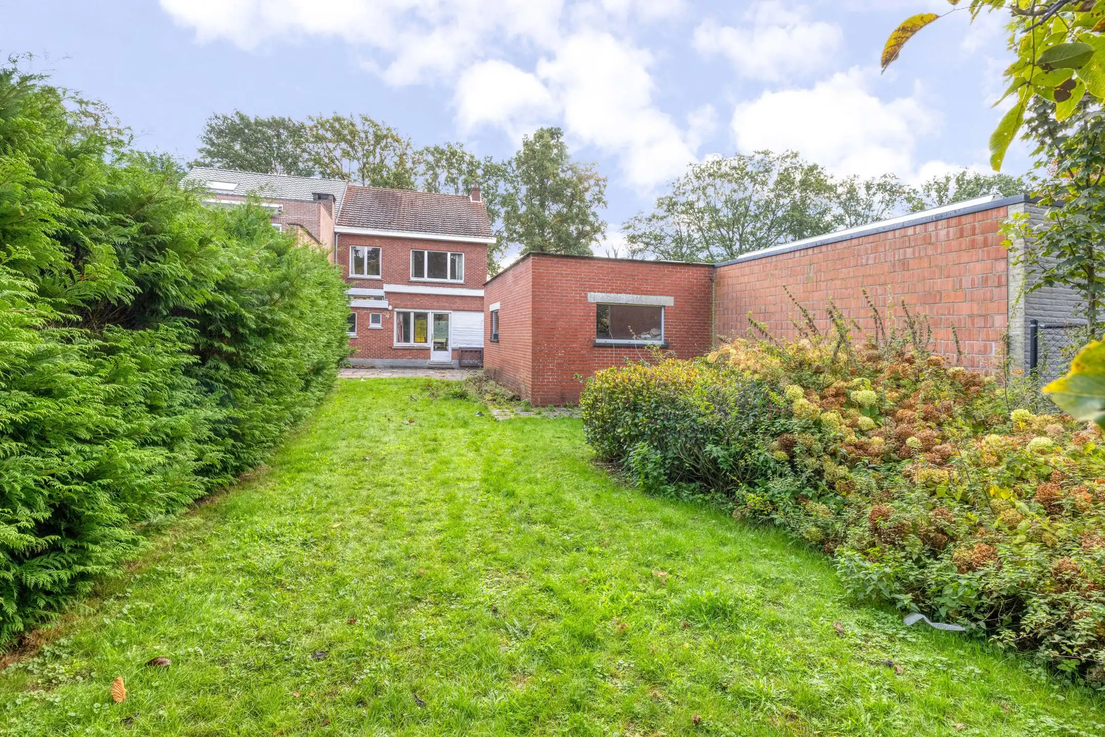 Halfopen woning met renovatiepotentieel te 's-Gravenwezel foto 27