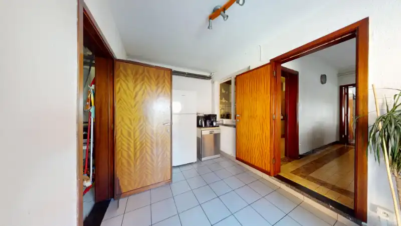 Woning van 197m² op een perceel van 8 are foto 10