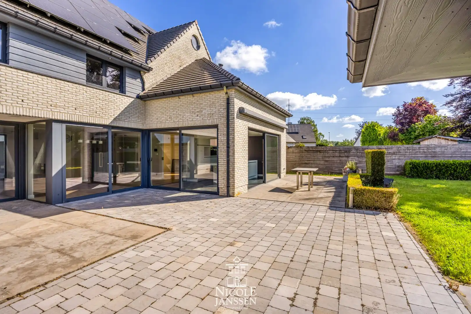 Energiezuinige villa met vijf slaapkamers in een rustige, groene omgeving  foto 37