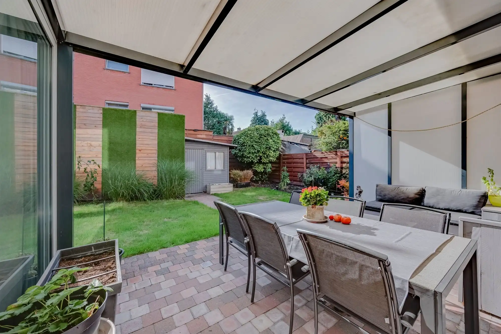 Ruim appartement met 3 slaapkamers, 2 badkamers en fantastische tuin! foto 15