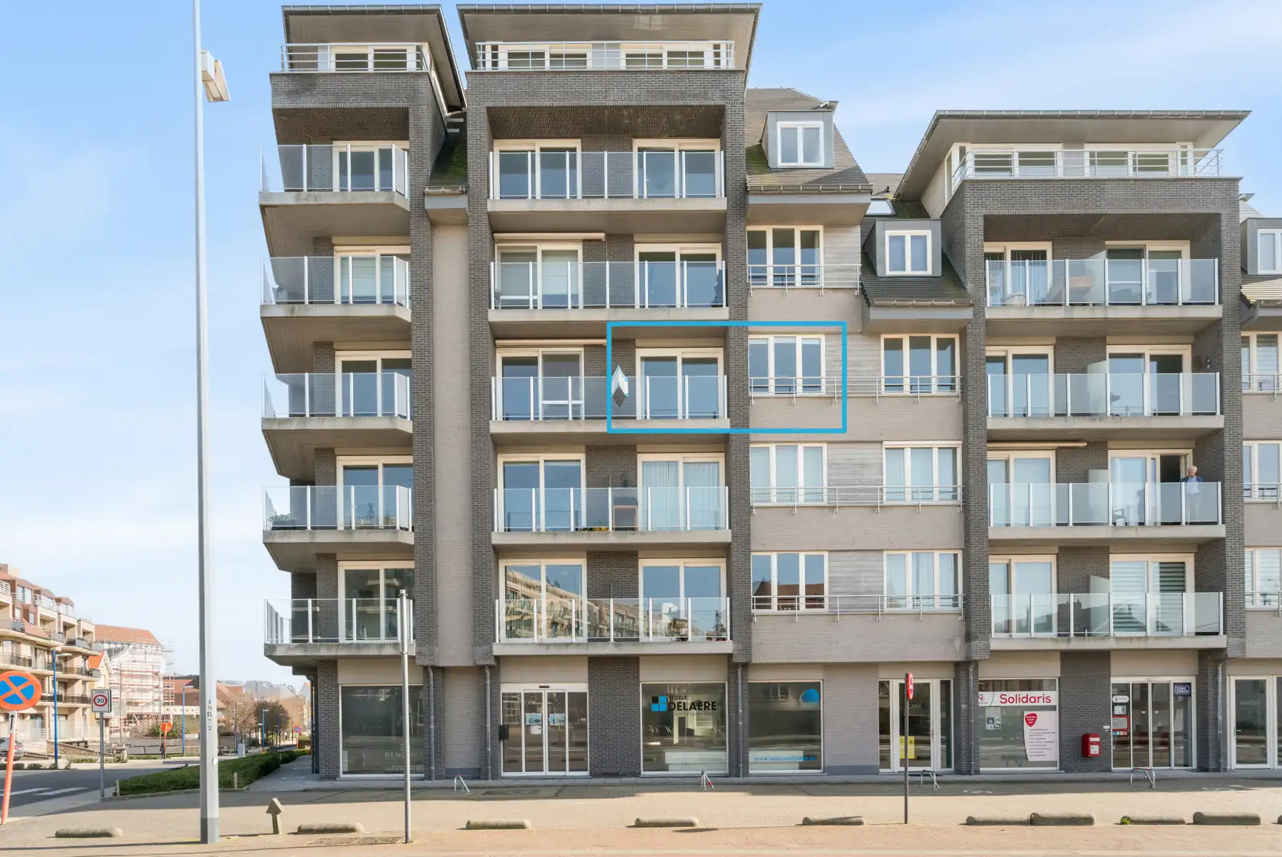 Ruim woonappartement in centrum Koksijde-Bad foto 16