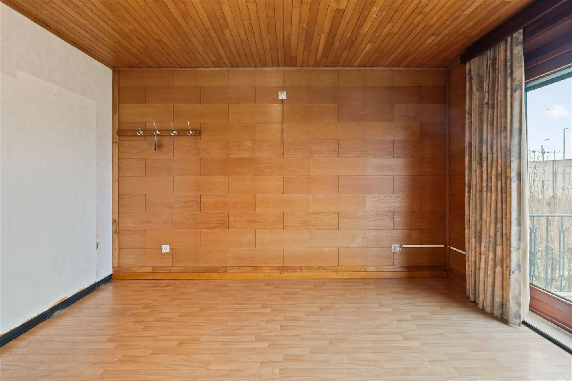 OP TE FRISSEN WONING MET 3 SLAAPKAMERS GELEGEN OP EEN RUIM PERCEEL VAN 11A70CA TE PAAL foto 12