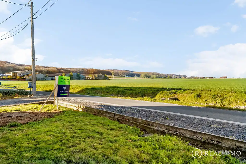 Prachtig gelegen woning op 1235m² ! foto 3