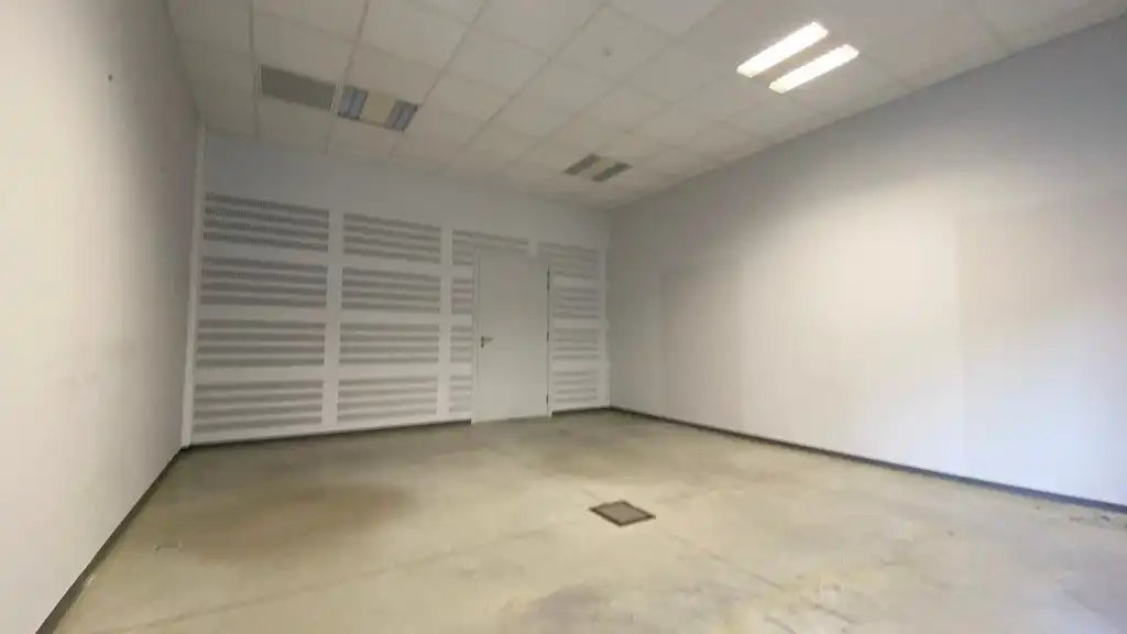 Gerenoveerde kantoren te huur aan Begijnhoflaan in Gent foto 10