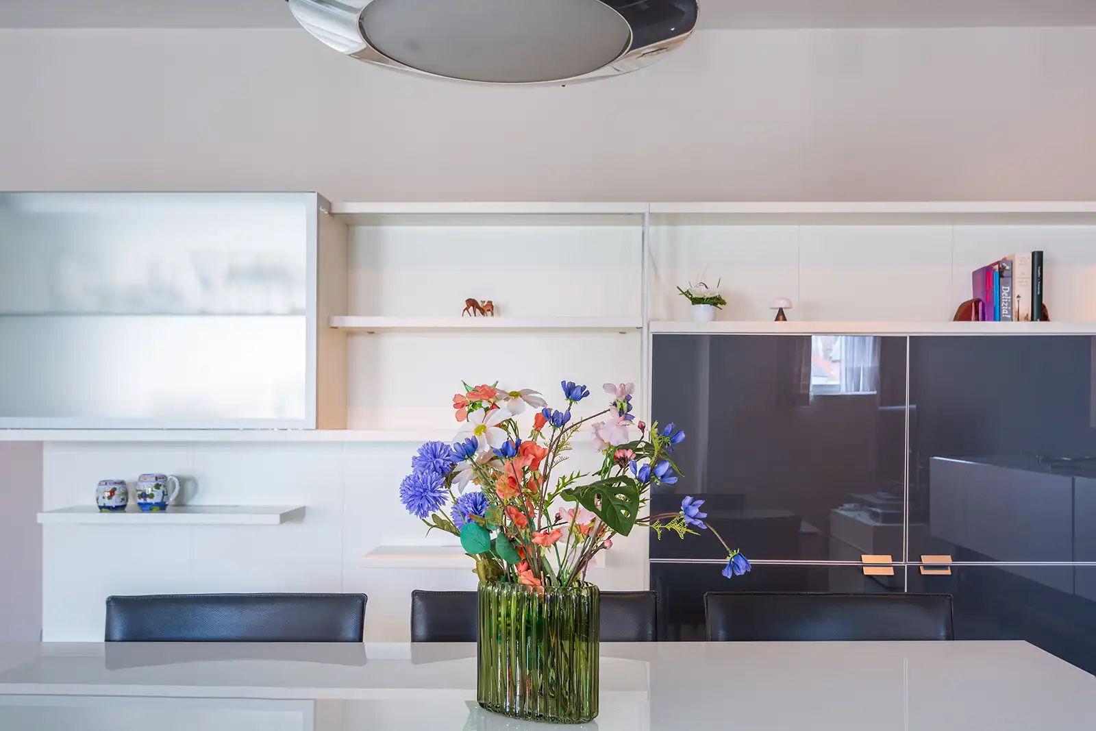 141 m² wooncomfort en twee ruime terrassen foto 7