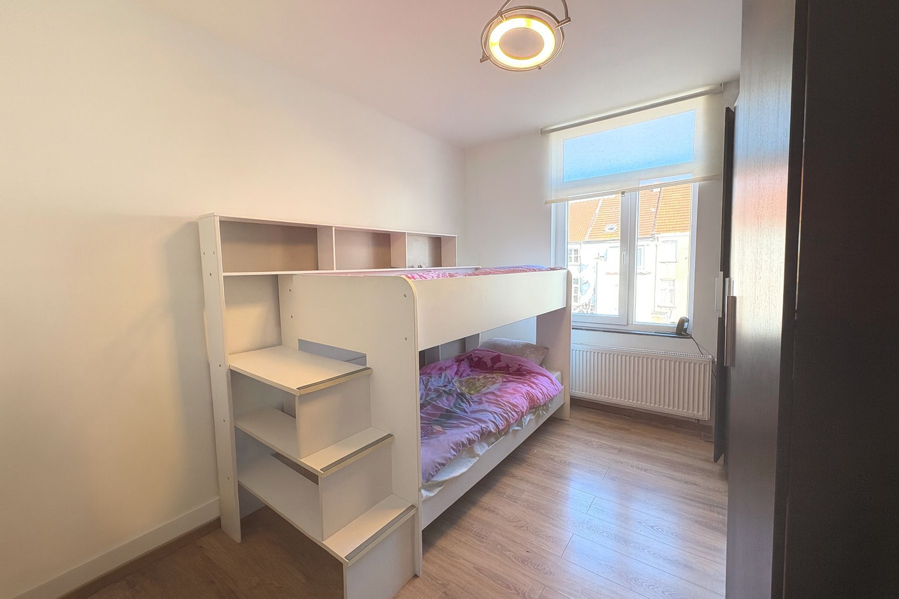 WSB-immo: Volledig gerenoveerde gezinswoning met stadstuin! foto 9