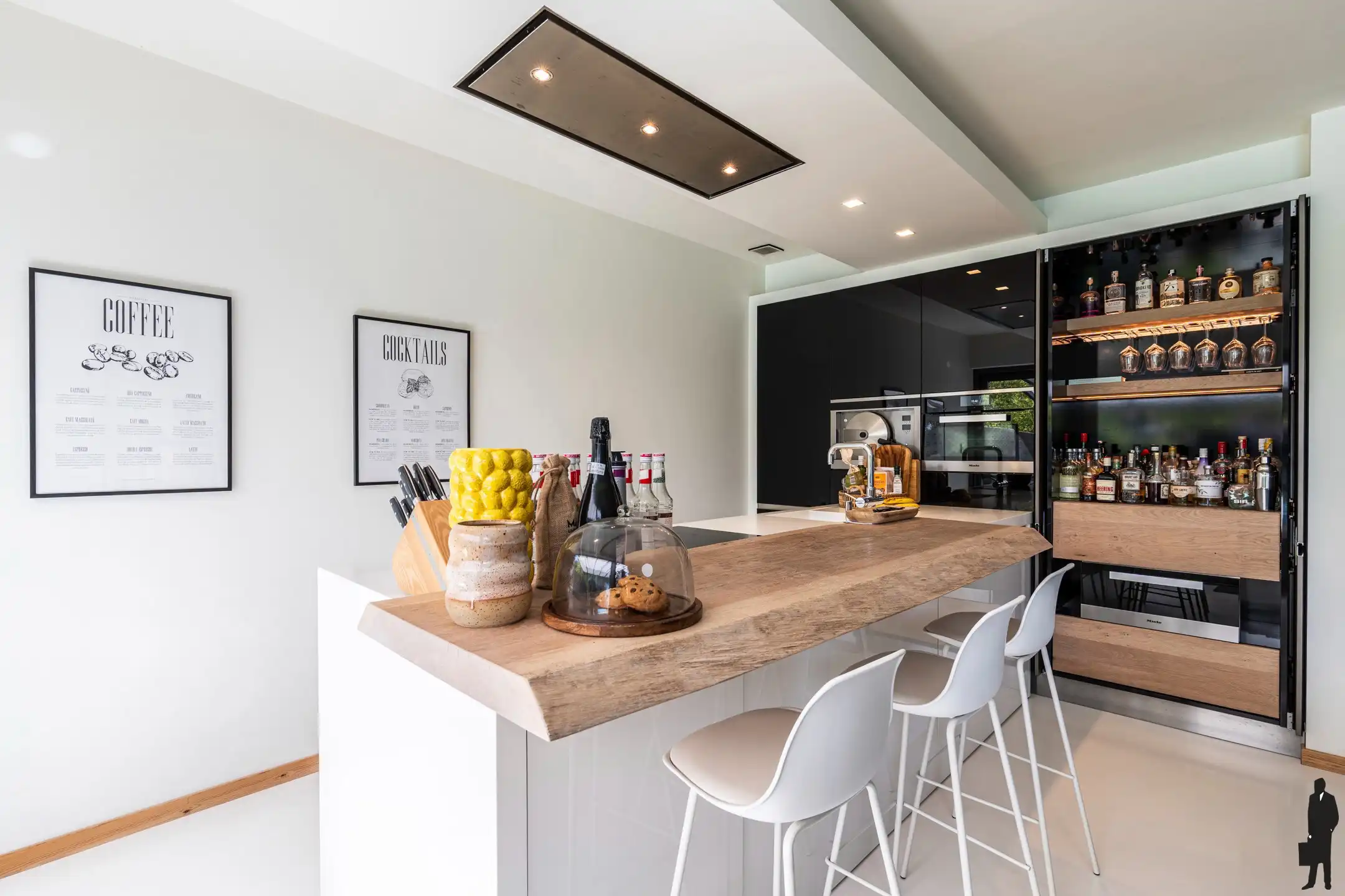 Luxueuze halfopen woning met verwarmd zwembad foto 8
