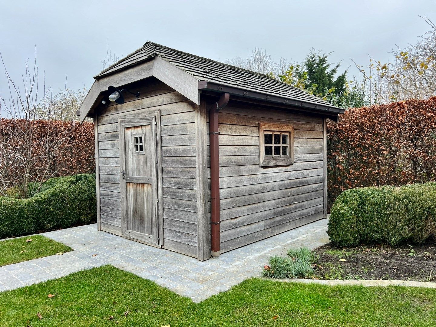 Perfect onderhouden villa met garage, zonnige tuin en bijhuis met sauna.  foto 25