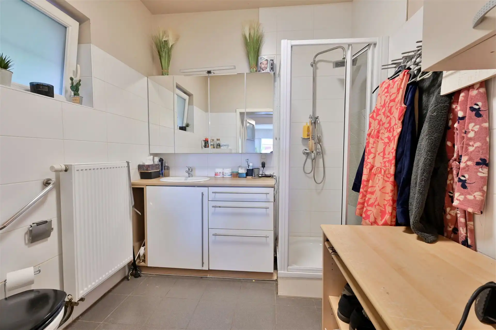 Veelzijdige woning met 5 slpks en bijgebouw van ca. 150 m² foto 18