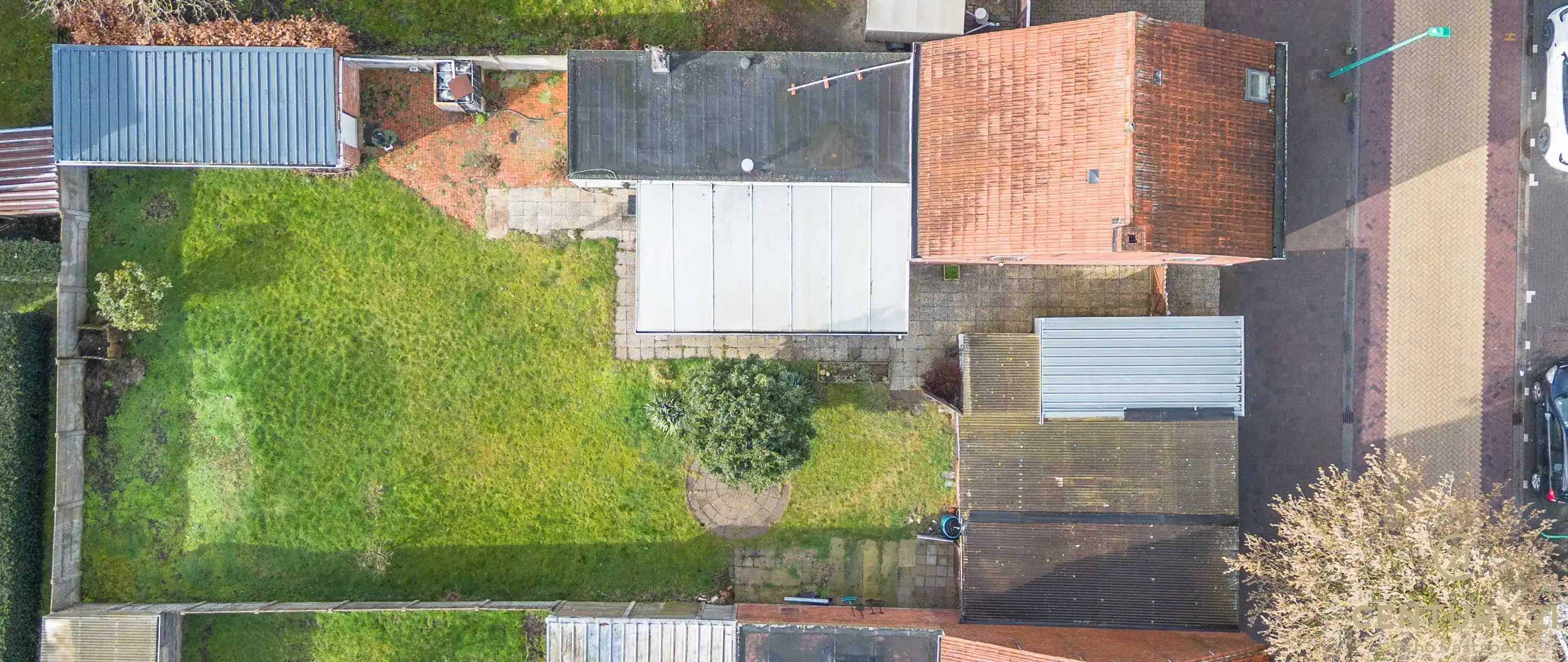 Renovatieproject op grote grond in hartje centrum! foto 24