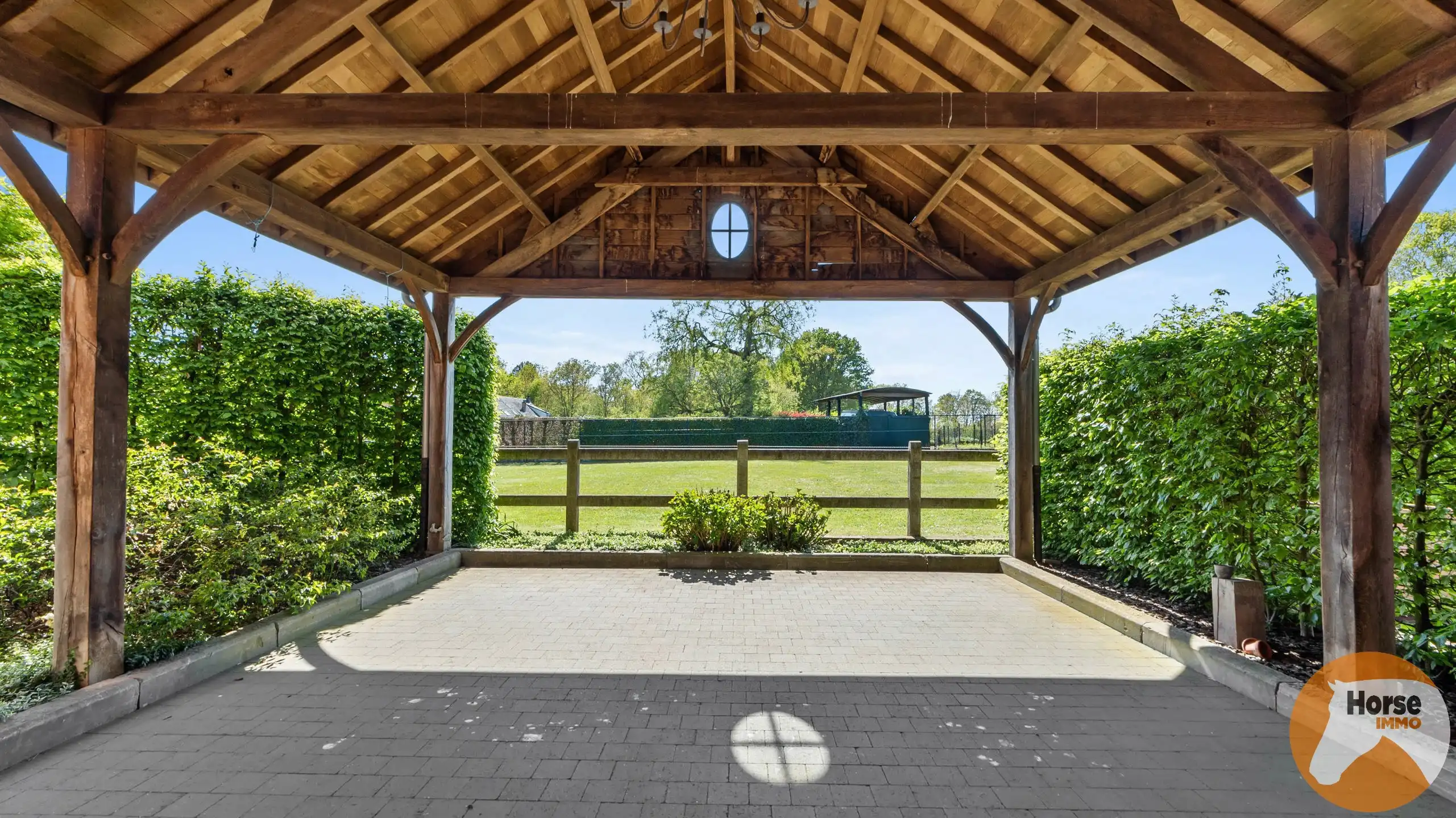 HEUSDEN-ZOLDER - Hoeve met paardenaccommodatie foto 17